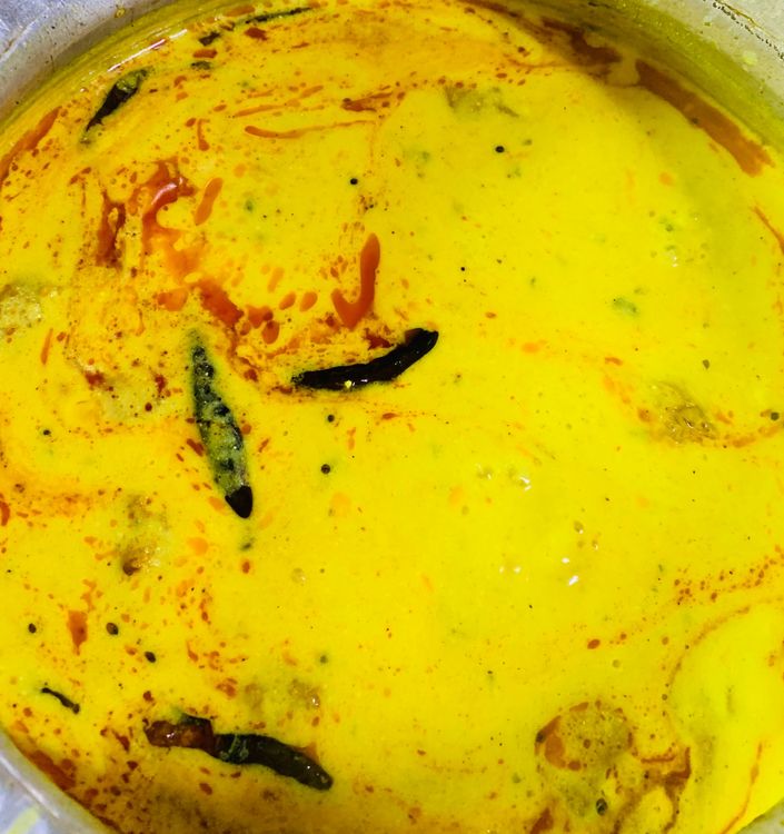 Step 3.1: Add the tempering into the Kadhi