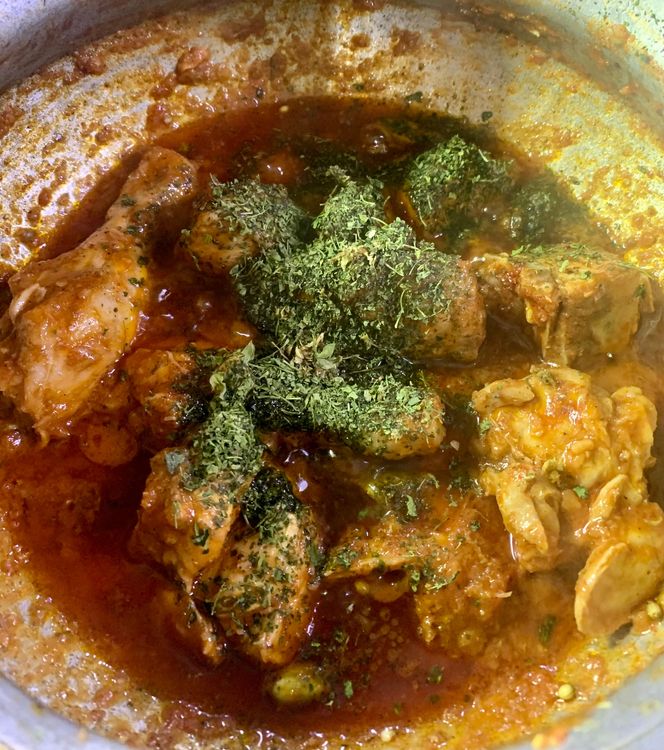 Step 1.1: Add kasuri methi and salt to the karahi and mix