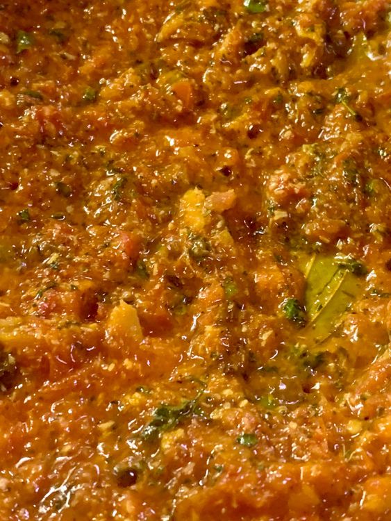 Step 3.2: Add water and kasuri methi and bring to a boil