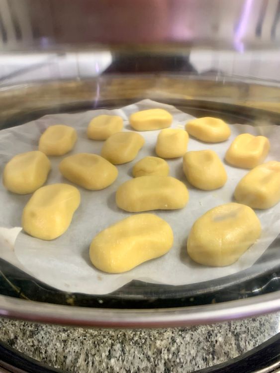Step 1.2: Bake the cookies at 140 degrees for 15-20 minutes until they are slightly golden