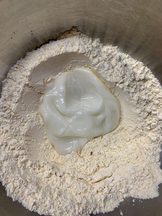 Step 1.1: Gradually add the flour mixture to the sugar mixture