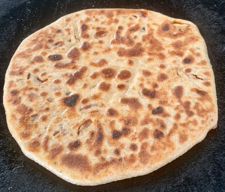 Step 2.1: Serve hot with yogurt or butter