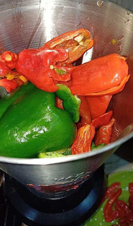 Step 1.2: Wash the peppers and remove the seeds except the scotch bonnet peppers