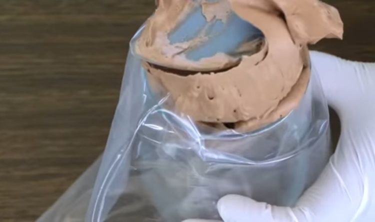 Step 1.1: Use a Piping Bag (Optional):