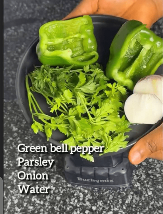 Step 1.3: Blend the fresh parsley, green bell pepper, and onion or spring onion with a little water until smooth