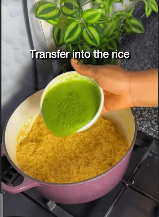 Step 2.3: Use the strained green liquid to cook the rice