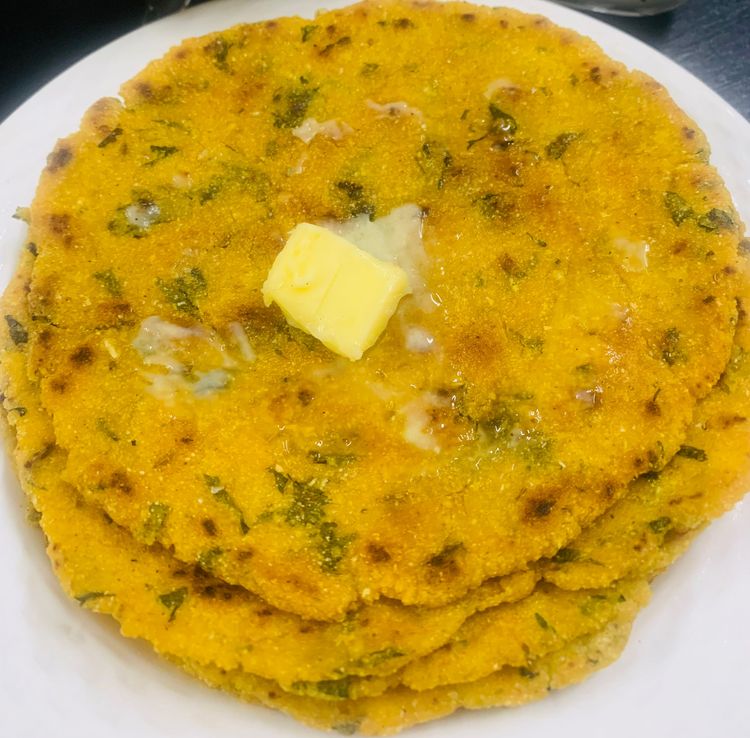 Step 2.2: Keep flipping the roti till both sides turn golden brown