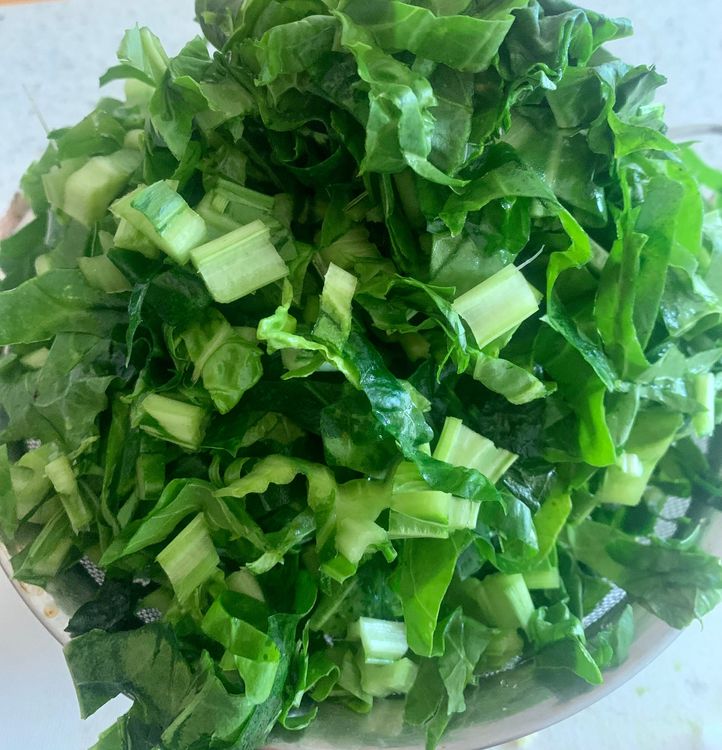 Step 1.1: Remove the hard stems from the bunch of spinach