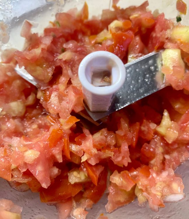 Step 2.2: Chop the onions, tomatoes, and green chilli and place them in a mixing bowl