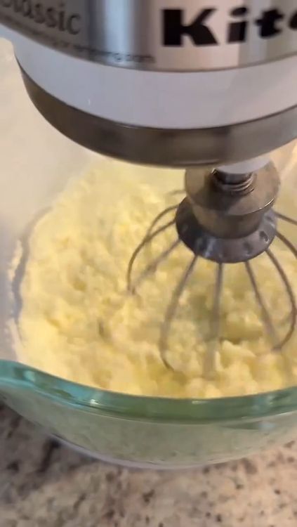 Step 1.1: Whip the mixture until stiff peaks form