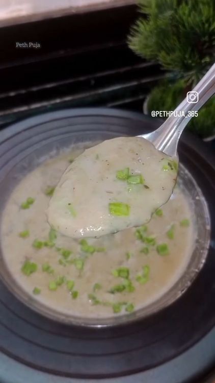 Step 1.2: Serve hot in a soup pot and garnish with spring onion greens