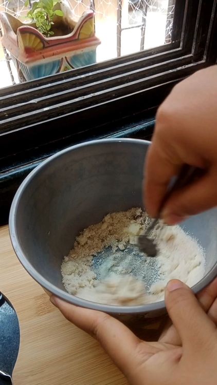 Step 1.1: In a large bowl semolina, white butter, salt, and cinnamon powder