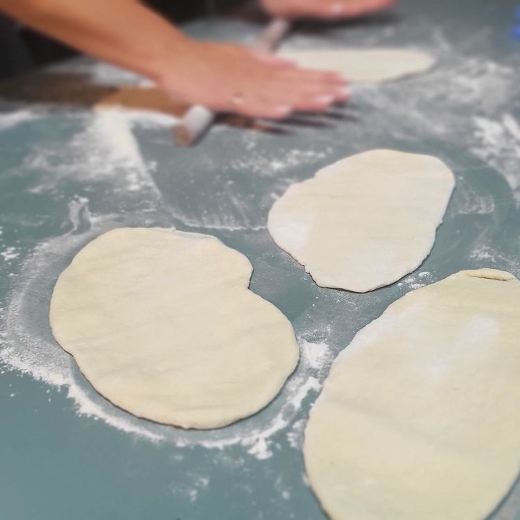 Step 2.1: Break the dough into even pieces