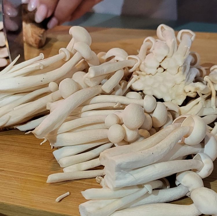 Step 1.2: Follow the same step to flash fry the mushrooms