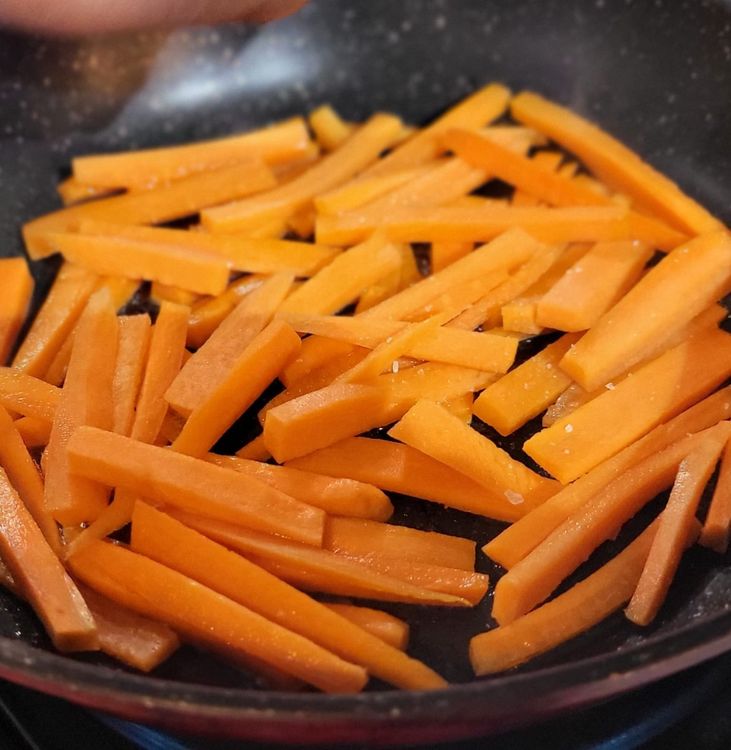 Step 1.2: Heat a clean wok until smoking hot