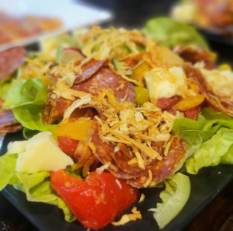 Pepperoni & Mozzarella Antipasto Salad recipe