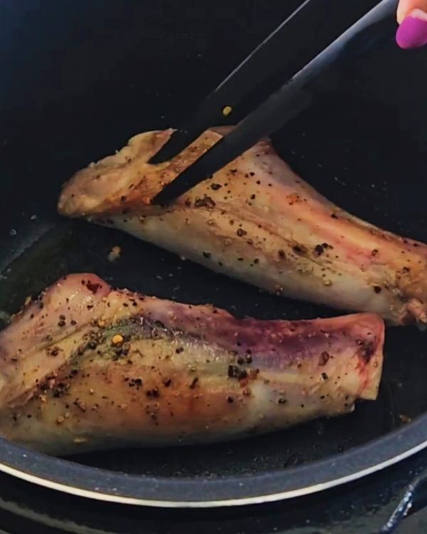 Step 1.1: Place the lamb shanks in the cooker and brown them for about 10 minutes on each side until they’re golden brown