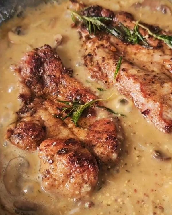 Step 2.1: Return the chops to the pan and cook on medium heat for another 5-7 minutes, depending on the thickness of the chops