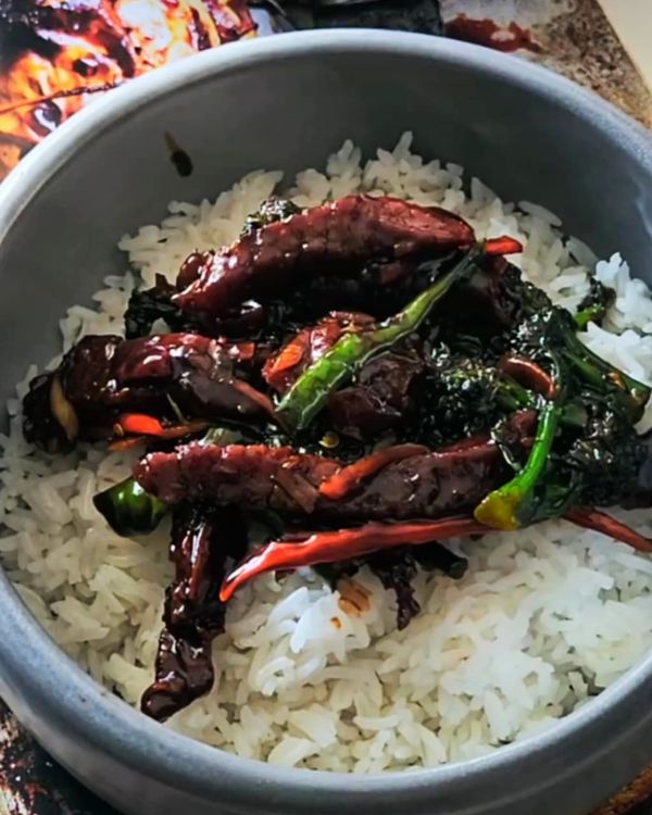 Healthy Beef and Broccoli Stir Fry recipe