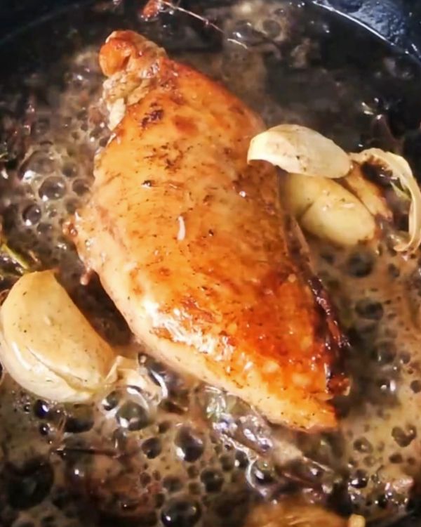 Step 2.1: Baste with garlic and oil, and grill for 4-5 minutes until fully cooked