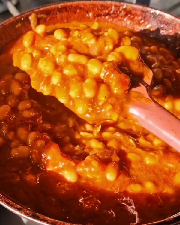 Step 2.2: Add baked beans and crushed tomatoes