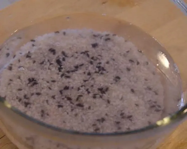 Step 1.1: Soak black beans in water for 1 hour