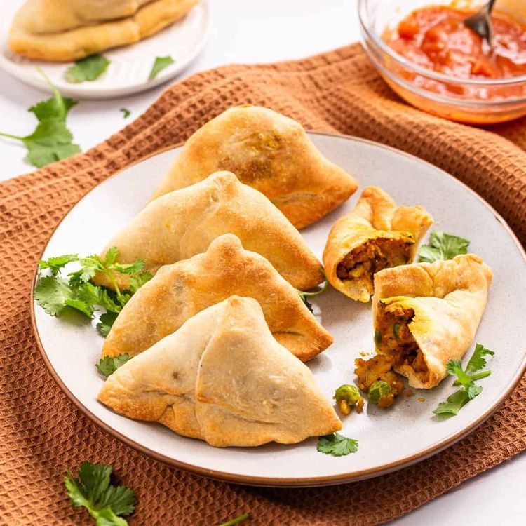 Step 2.1: Alternatively, bake your samosas at 350°F for 30-35 minutes until browning occurs