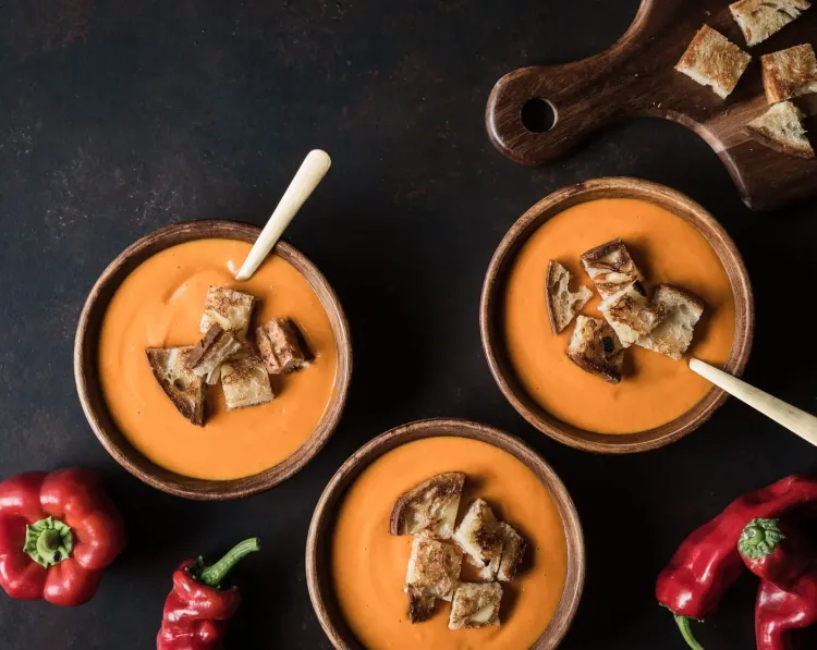 Step 4.1: Serve the soup into 4 bowls