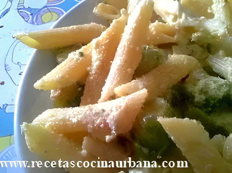 Pasta with Mayonnaise and Mustard Sauce recipe