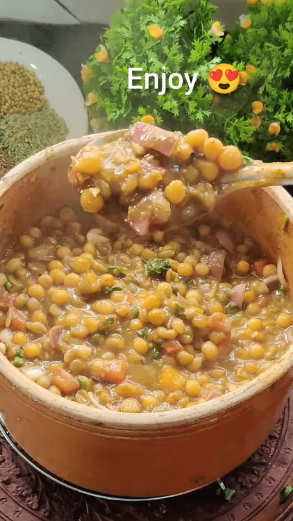 Delhi Street Style Matar Kulcha recipe