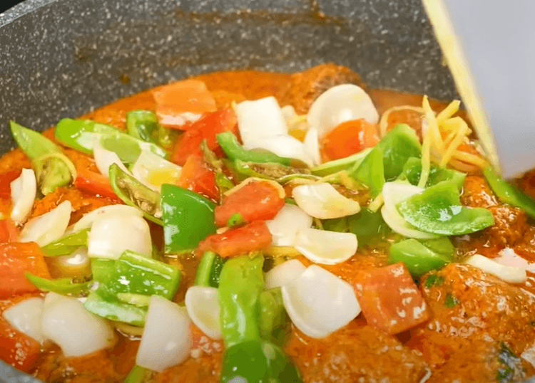 Step 2.1: Garnish with ginger, fresh coriander, and serve!