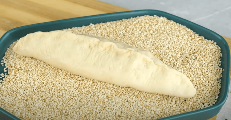 Step 2.1: Place it on a flat surface (sesame seeds coated side upwards)