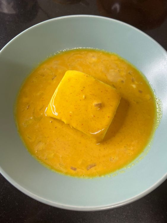 Step 1.1: Dip the paneer piece in slurry
