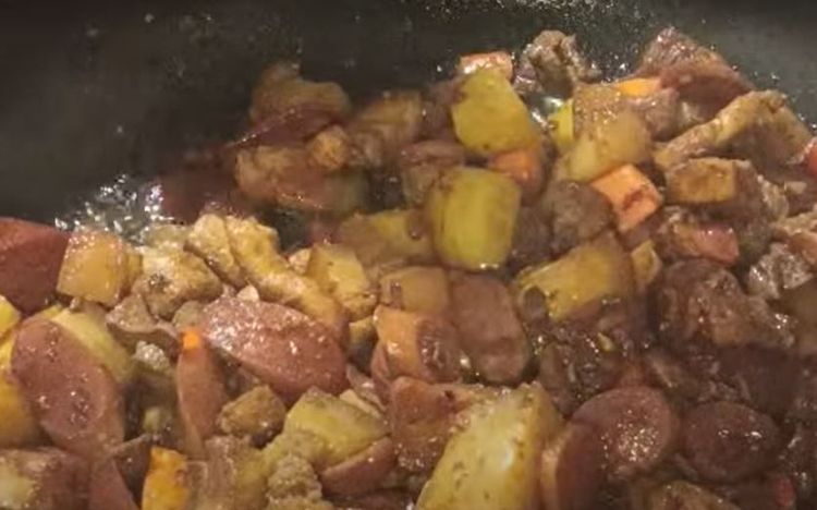 Step 1.3: Add the liver, fried potatoes, and carrots