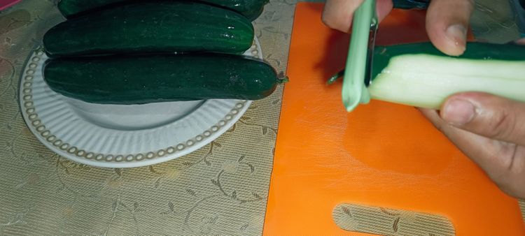 Step 1.1: Wash cucumbers thoroughly