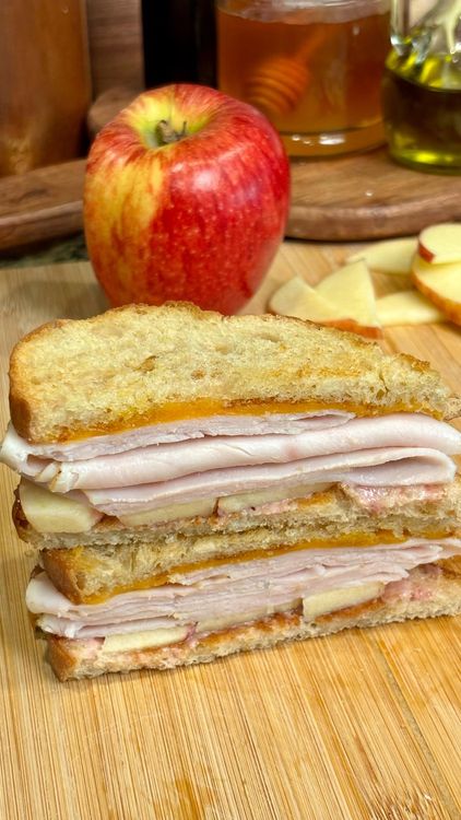 Turkey Cheddar & Apple Melt recipe