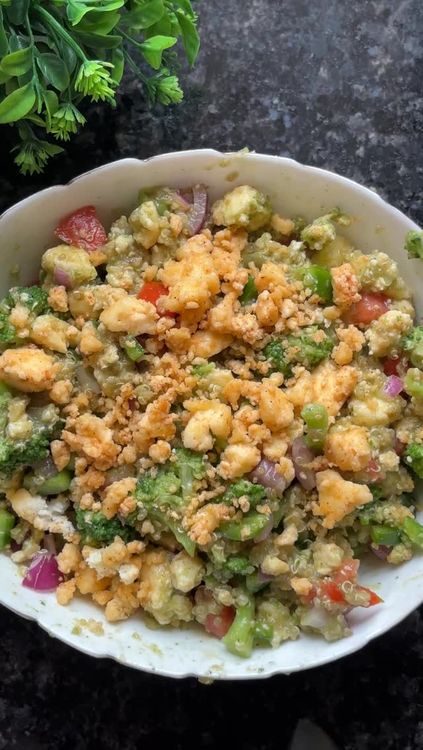 High Protein Quinoa Veg Salad Bowl recipe