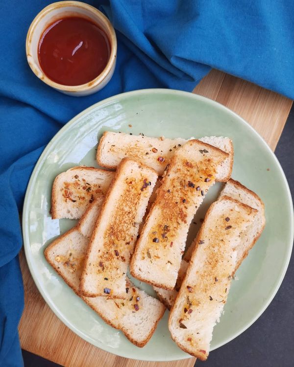 Easy Tasty Garlic Bread Sticks recipe