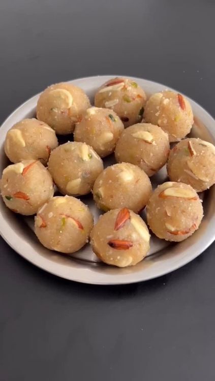 Suji Ke Laddu recipe