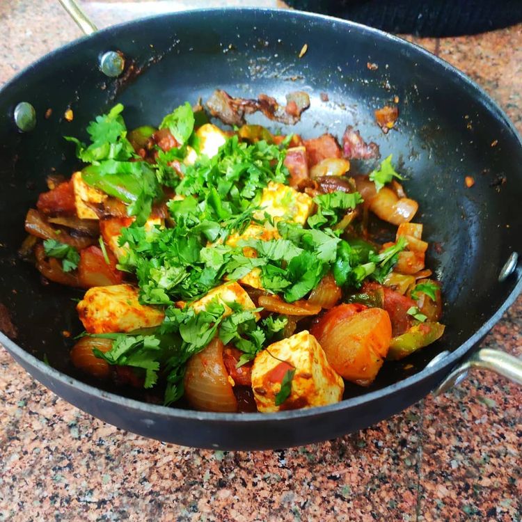 Instant Capsicum Paneer Do Pyaaza recipe