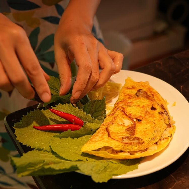 Bánh Xèo - Vietnamese Pancakes recipe