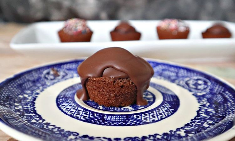 Mini Chocolate Cakes recipe