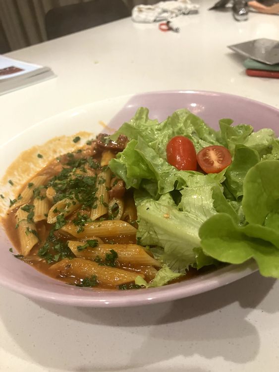 Step 4.1: Serve with finely chopped parsley on top (optional) and a side salad of leafy greens with your favorite dressing