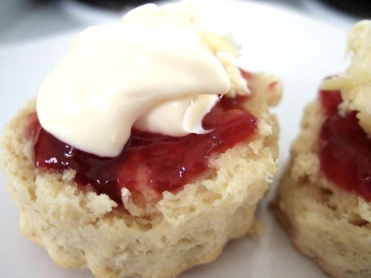 Fluffy Lemon Zest Scones with Yoghurt & Lemonade recipe