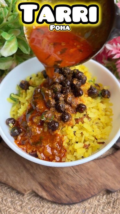 Nagpur Special Tarri Poha recipe