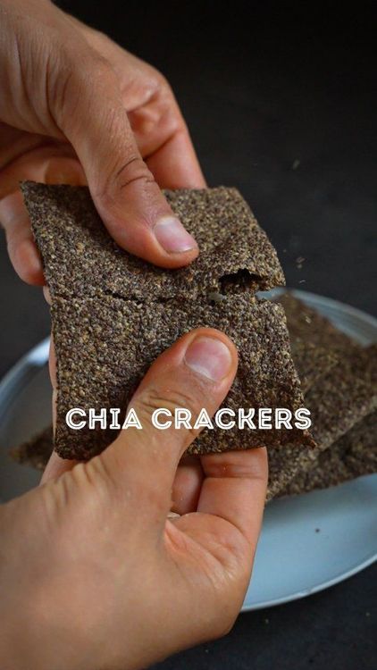 2-Ingredients Chia Crackers recipe