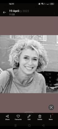 julie's profile picture