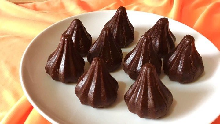 Parle G Chocolate Modak recipe